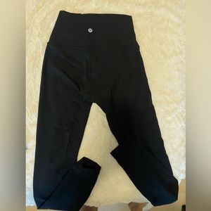 Lululemon Wunder Under legging